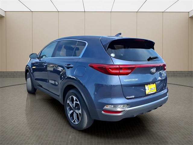 2022 Kia Sportage LX photo 2