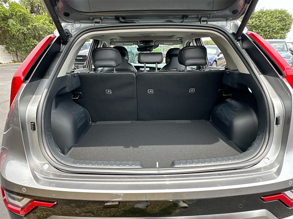 2025 Kia Niro SX Touring photo 22
