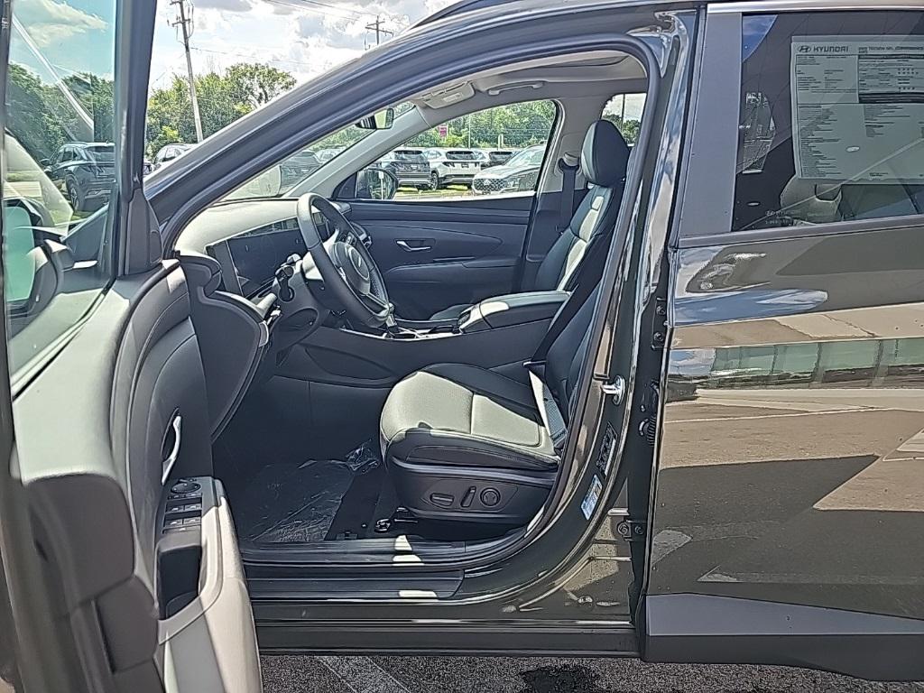 2025 Hyundai Tucson SEL Convenience photo 7