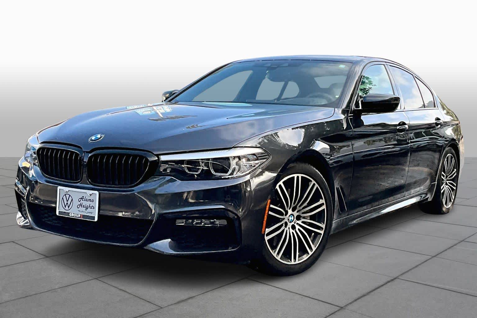 2018 BMW 5 Series 530i's photo
