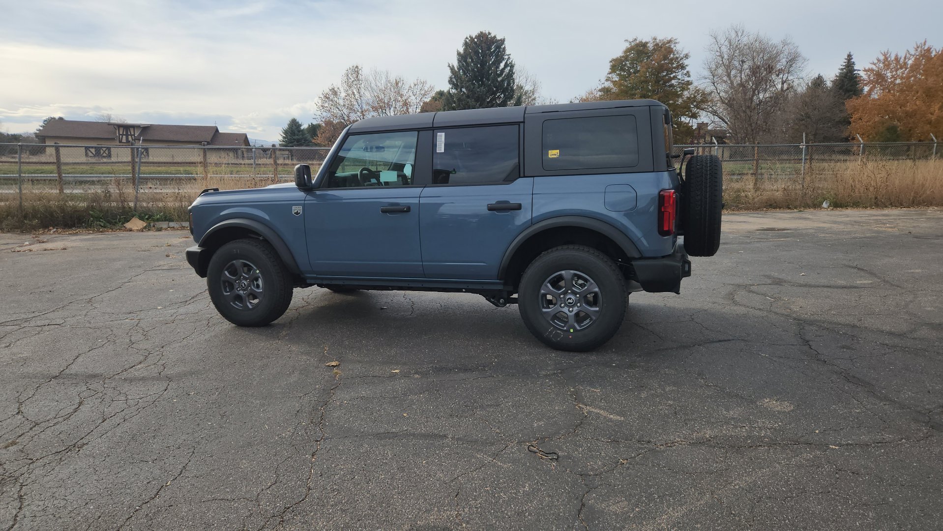 2025 Ford Bronco Big Bend photo 4