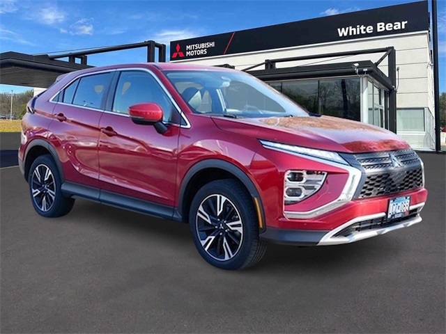 2023 Mitsubishi Eclipse Cross SE's photo