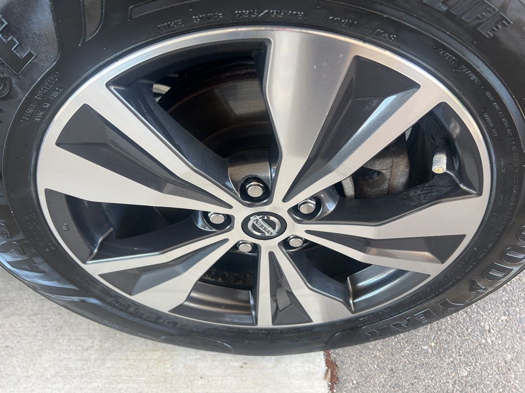2019 Nissan Murano SV photo 37
