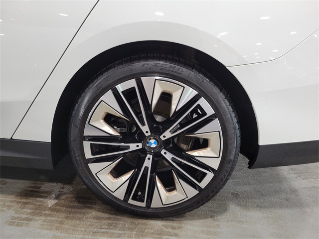2025 Bmw 530i photo 25