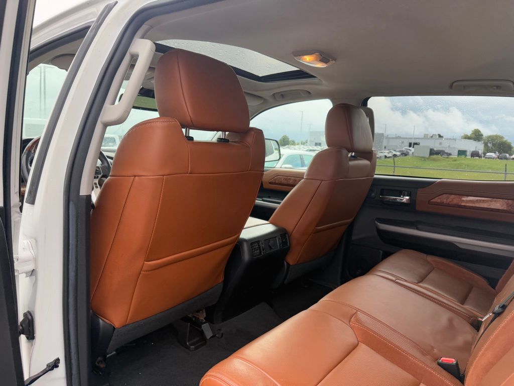 2020 Toyota Tundra Platinum Grade photo 10