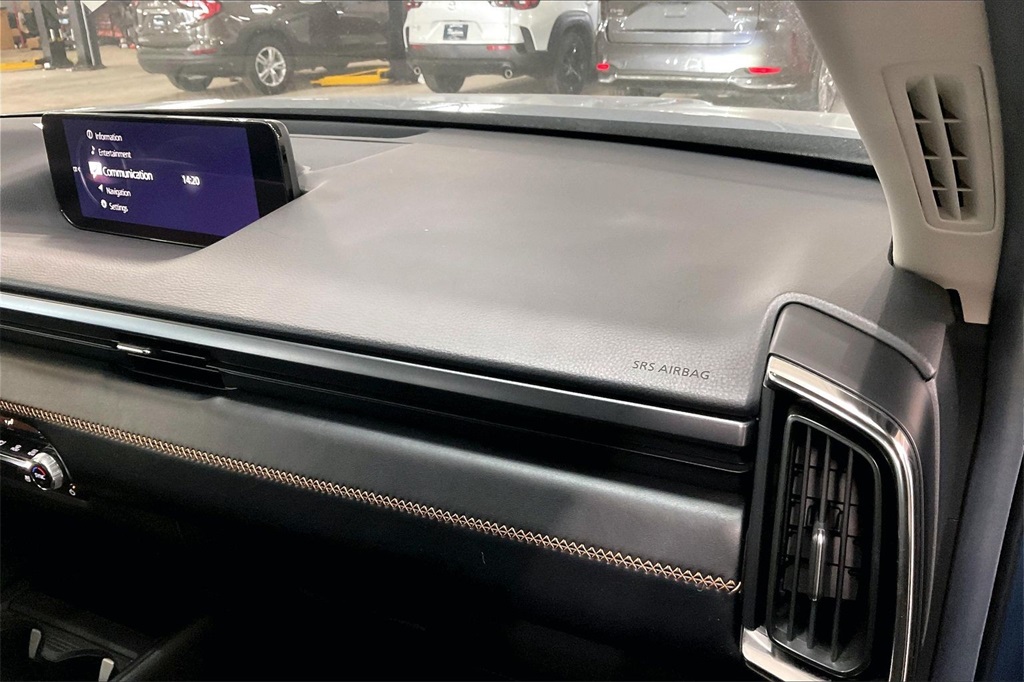 2024 MAZDA CX-50 - Image 15