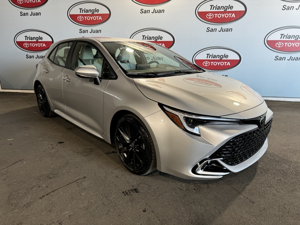 2025 Toyota Corolla XSE photo 3