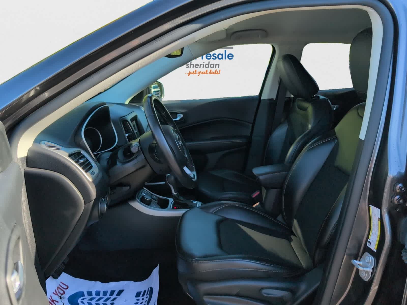 2020 Jeep Compass Latitude photo 10