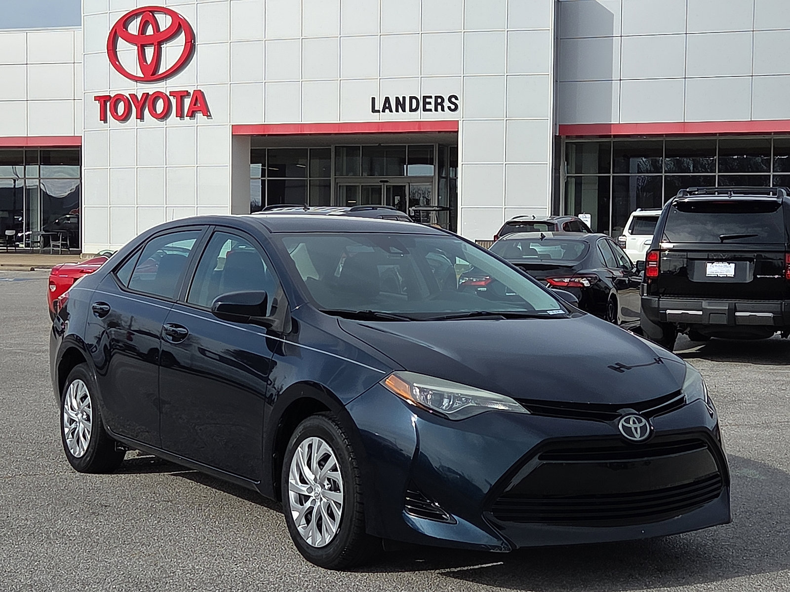 2018 Toyota Corolla LE's photo