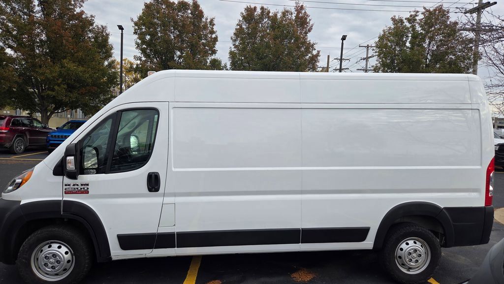 2020 Ram ProMaster 2500 Cargo Van photo 3