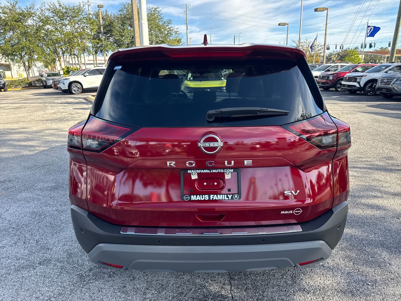 2023 Nissan Rogue SV photo 2