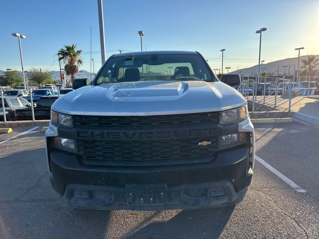 Used 2019 Silver Ice Metallic Chevrolet Work Truck image 4