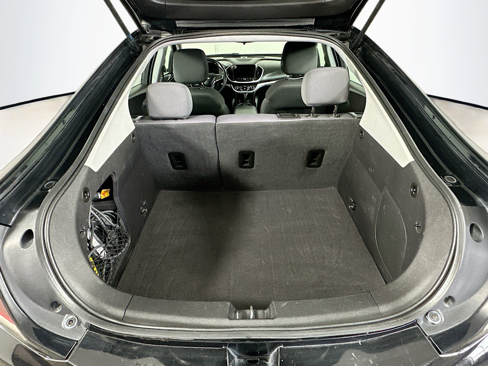 2017 Chevrolet Volt LT photo 23