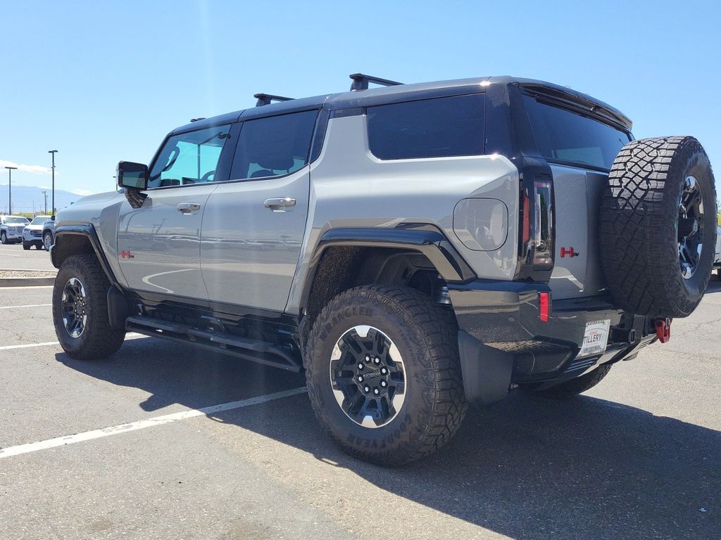2024 Gmc Hummer EV photo 3
