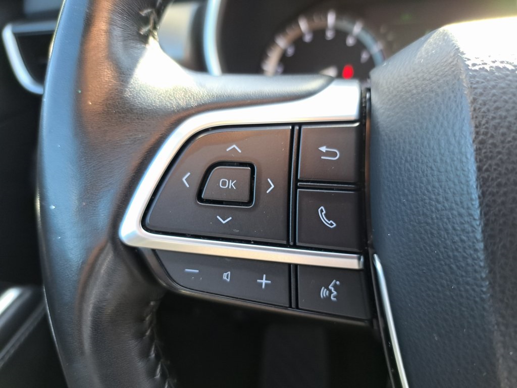 2020 Toyota Highlander XLE photo 19