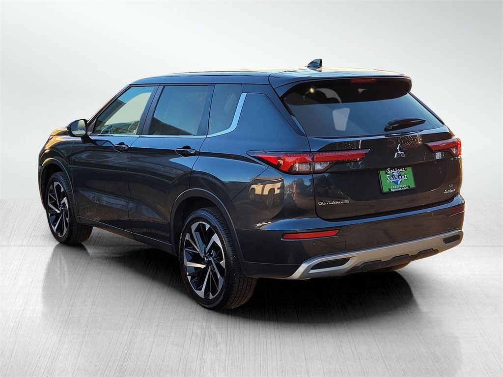 2024 Mitsubishi Outlander SE photo 7