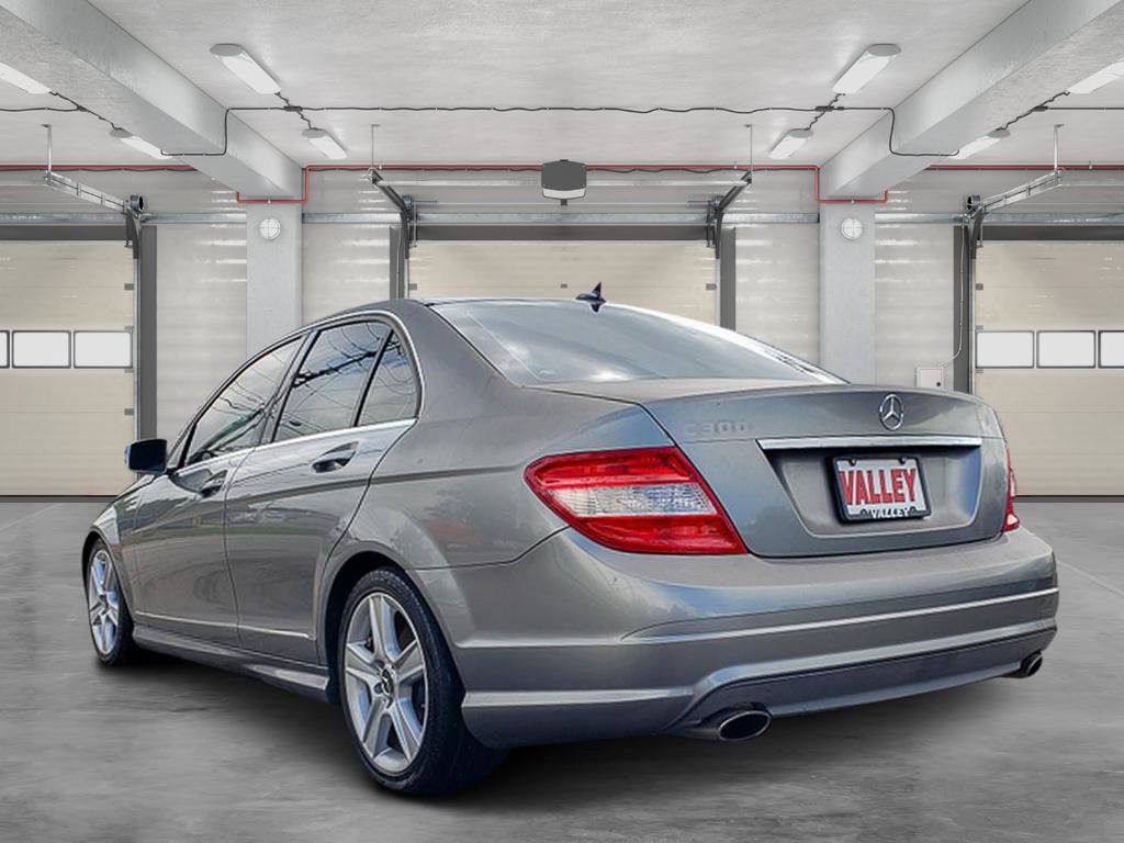 2011 Mercedes Benz C 300 4MATIC photo 4
