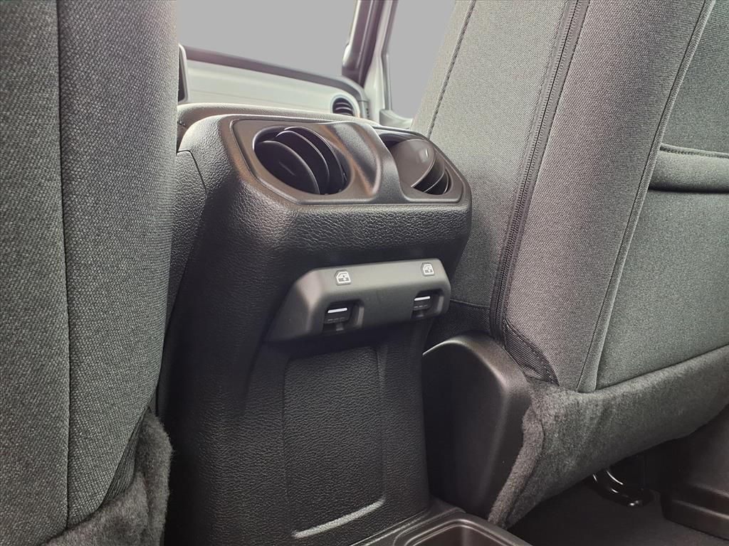 2025 Jeep Wrangler Sport photo 20