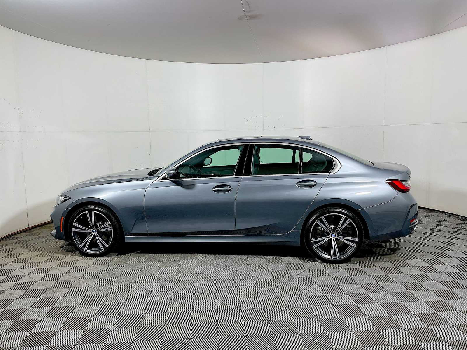 2024 Bmw 330i xDrive photo 4
