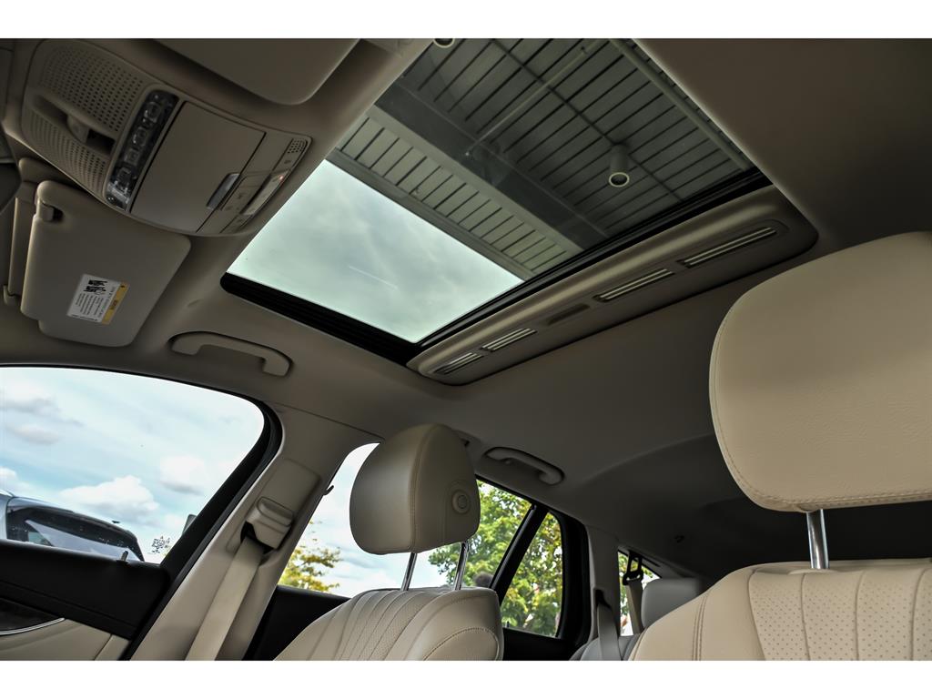 2019 Mercedes Benz E 450 4MATIC photo 9