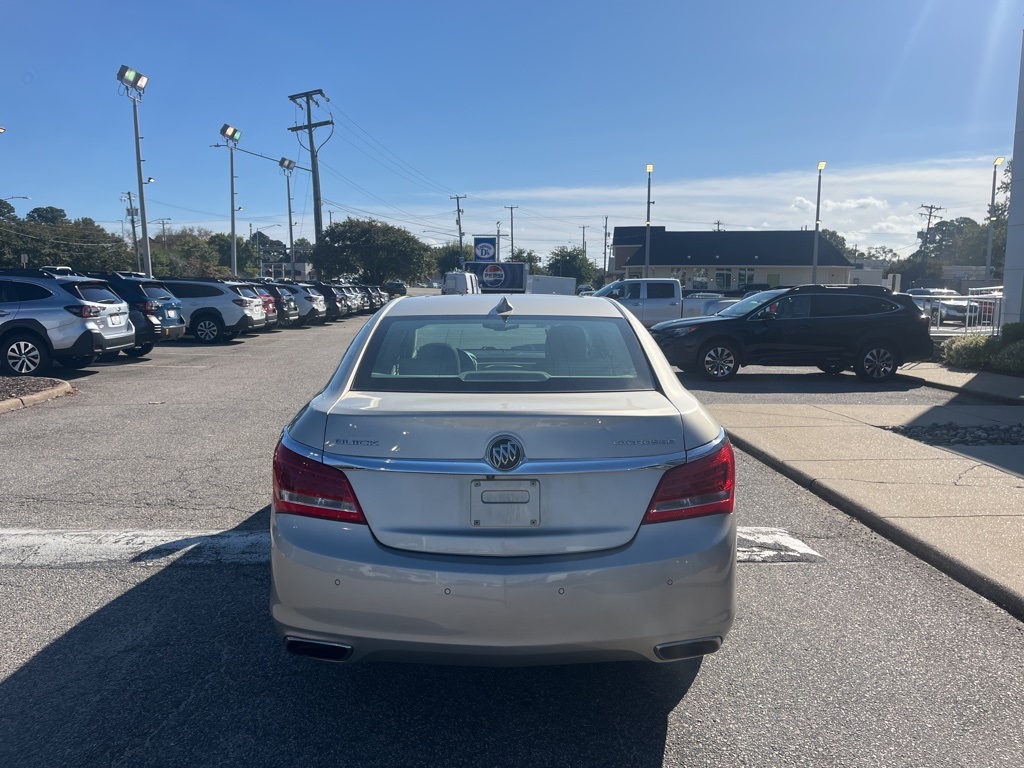 2015 Buick LaCrosse Leather photo 3