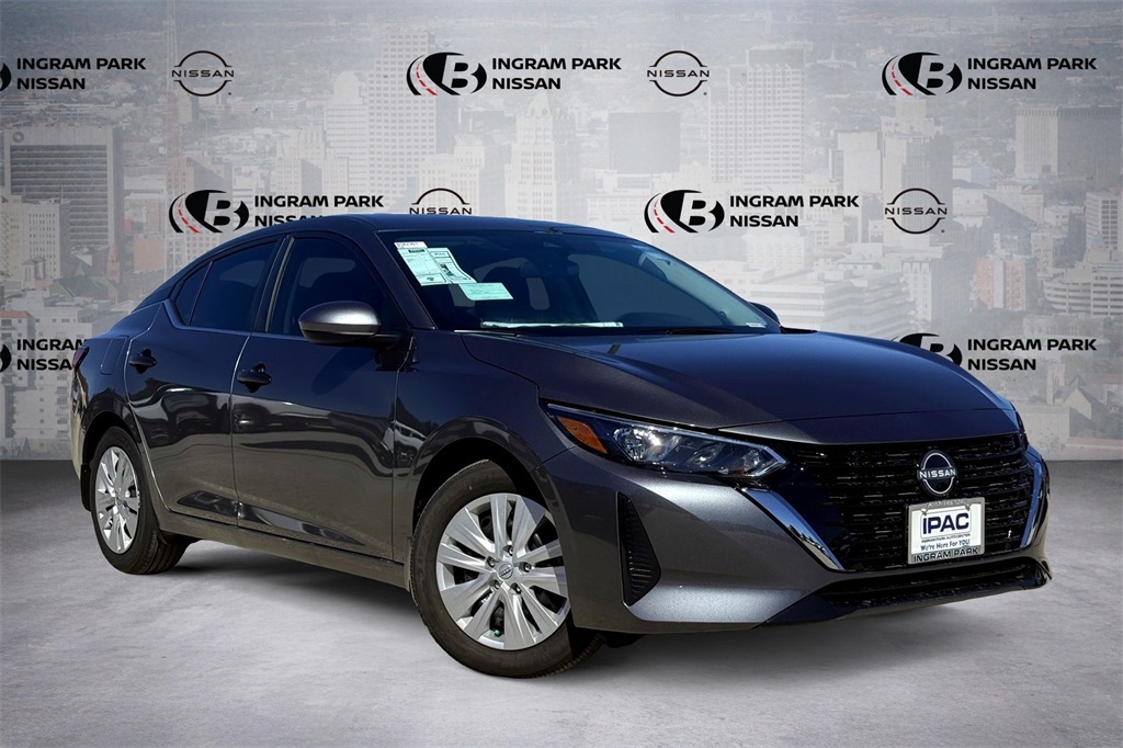 2025 Nissan Sentra S's photo