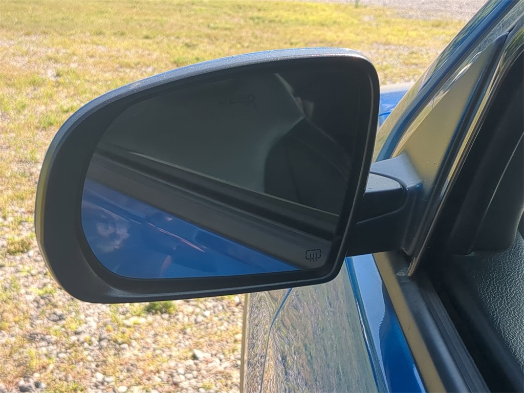 2019 Jeep Compass Latitude photo 11