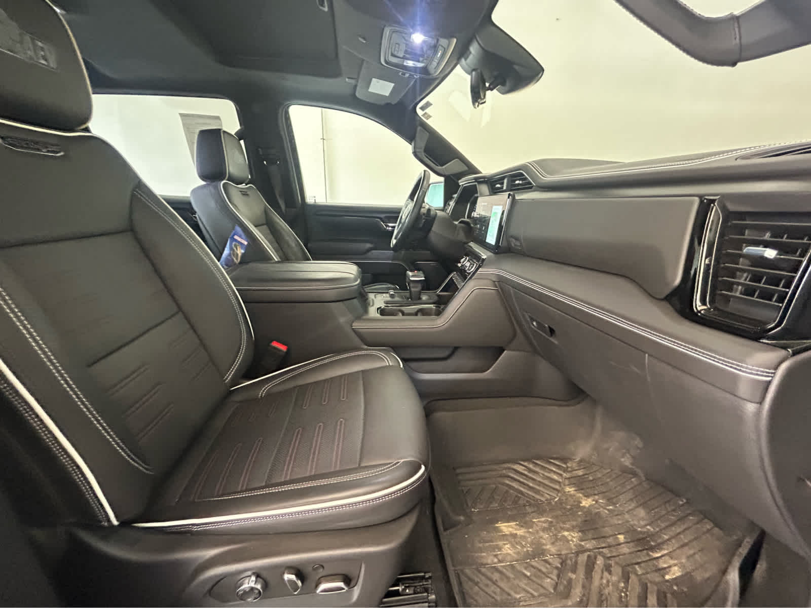 2023 Gmc Sierra 1500 AT4X photo 14