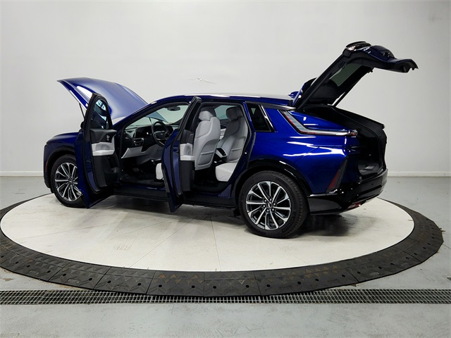 2024 Cadillac Lyriq Sport photo 12