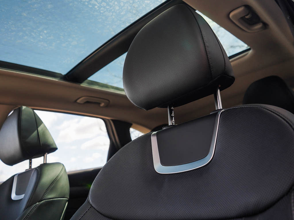 2025 Hyundai Tucson Hybrid Limited photo 9