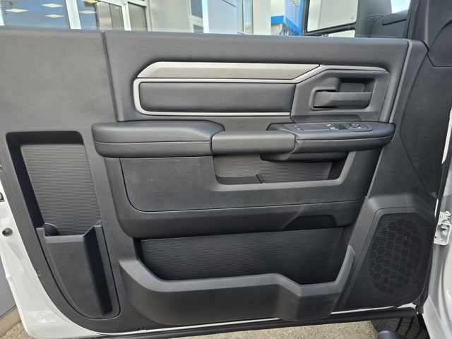 2026 Ram 2500 Tradesman photo 19