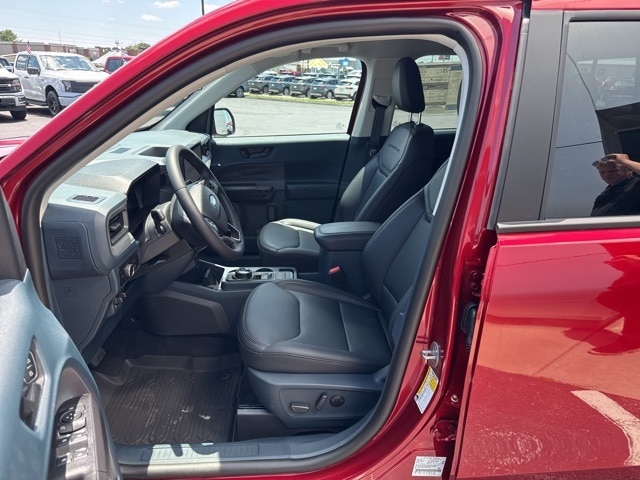 2025 Ford Maverick Lariat photo 10
