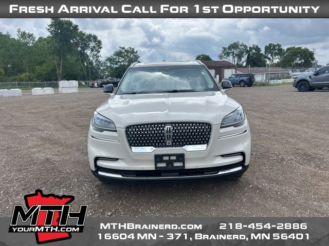 2023 Lincoln Aviator Reserve photo 2