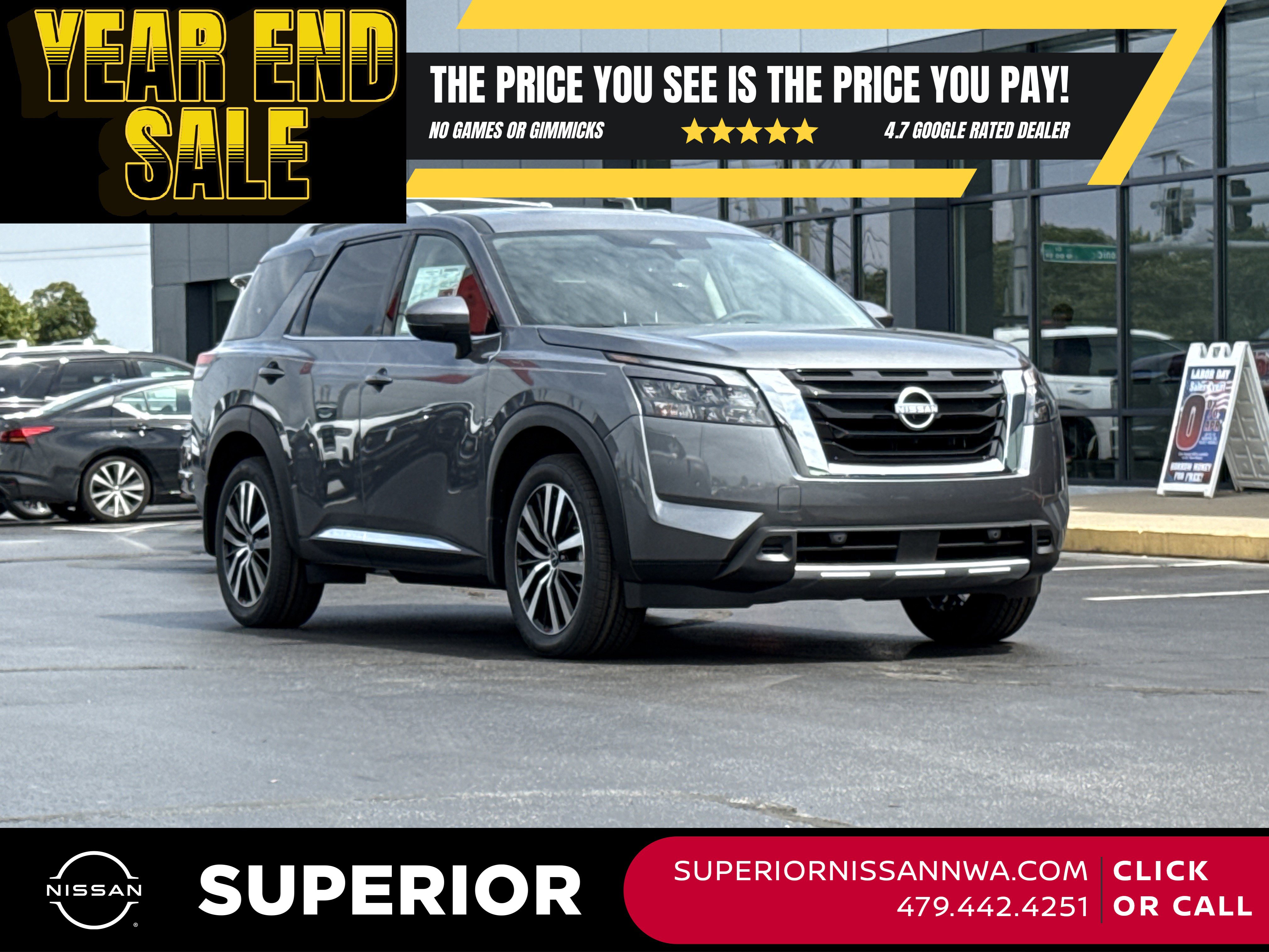 2025 Nissan Pathfinder Platinum's photo