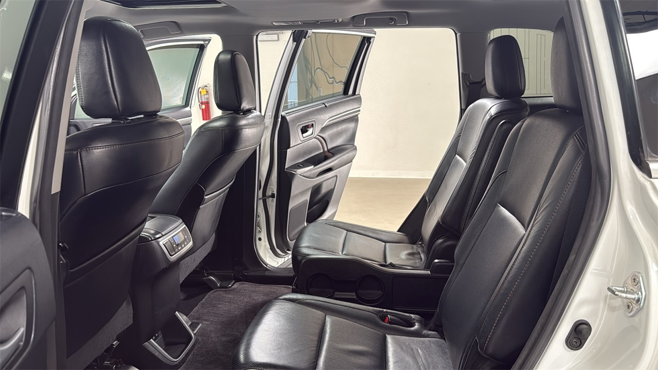 2018 Toyota Highlander Limited photo 15