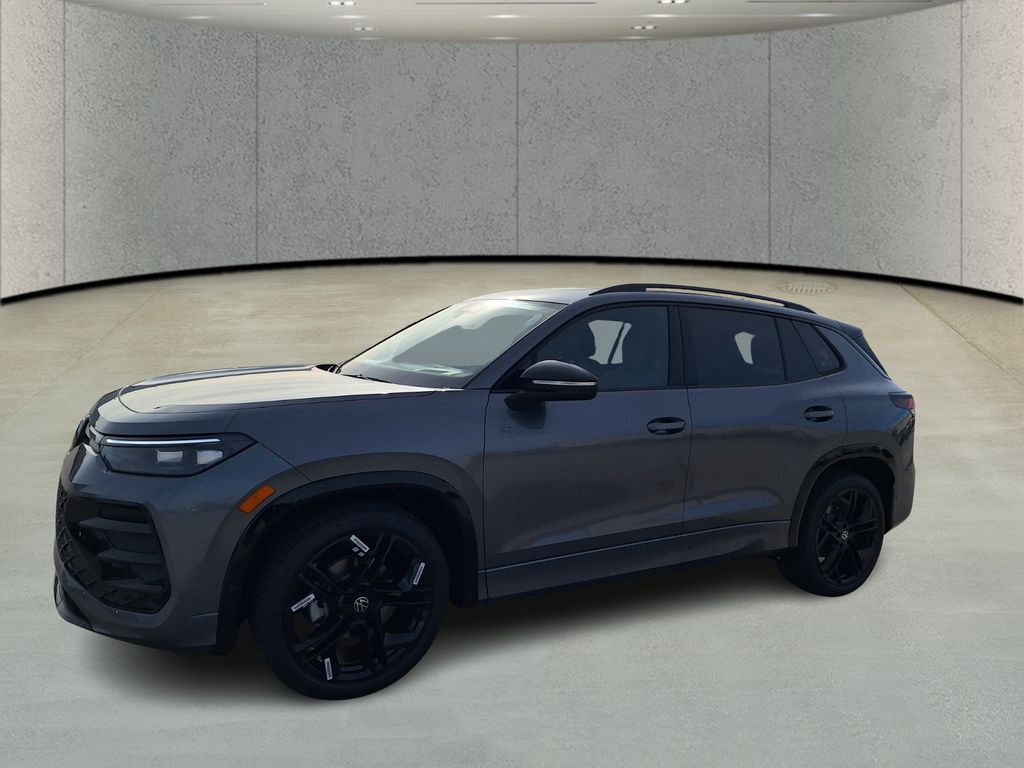 2026 Volkswagen Tiguan SE R-LINE BLACK's photo