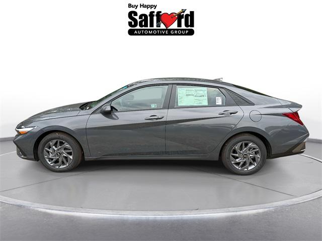2025 Hyundai Elantra Hybrid Blue photo 4