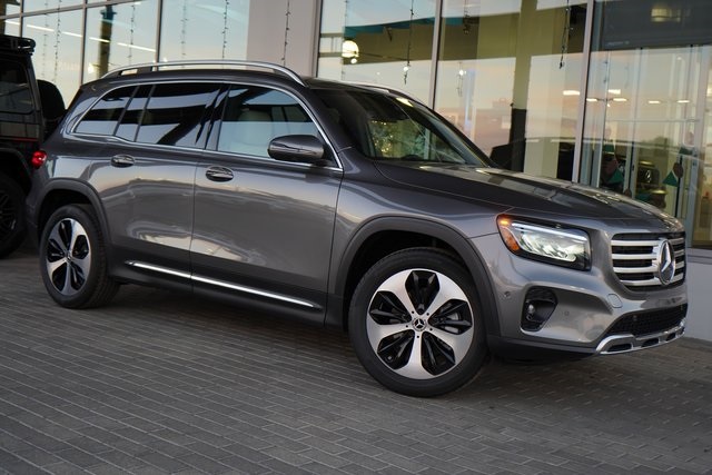 2026 Mercedes-Benz GLB GLB 250's photo
