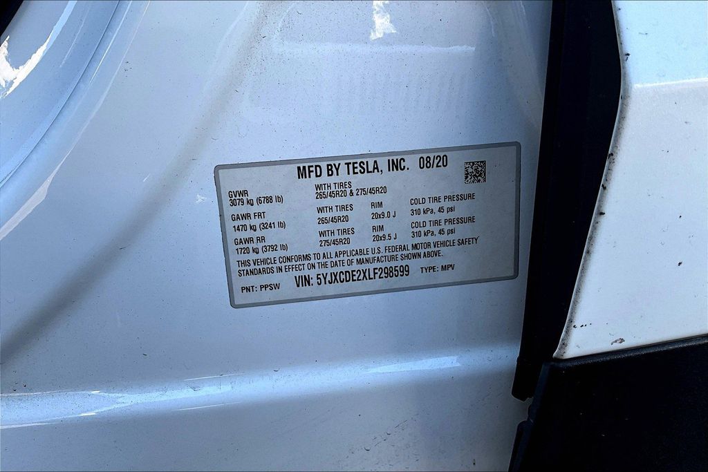 2020 Tesla Model X Long Range photo 31