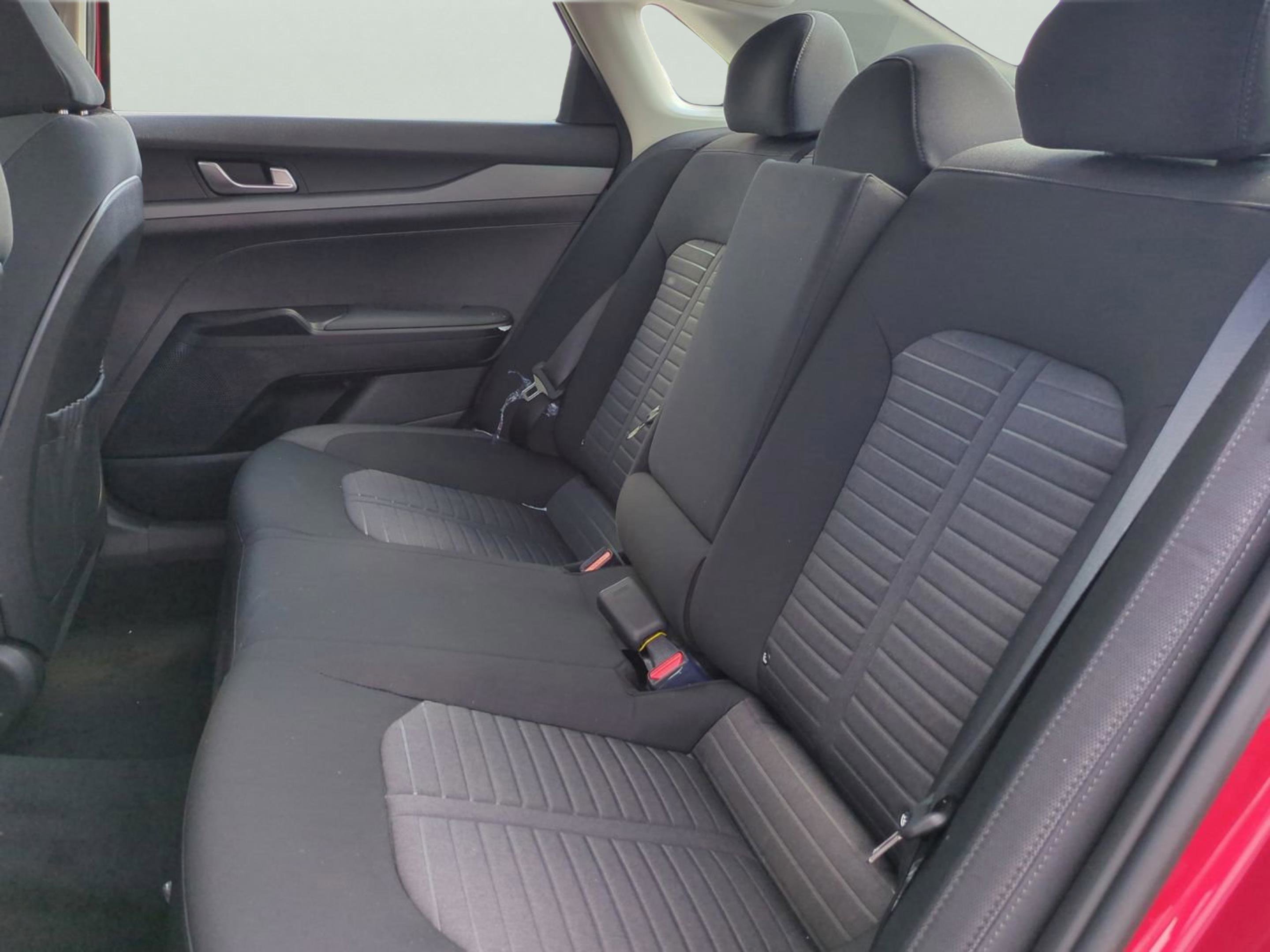 2025 Kia K5 LXS photo 22