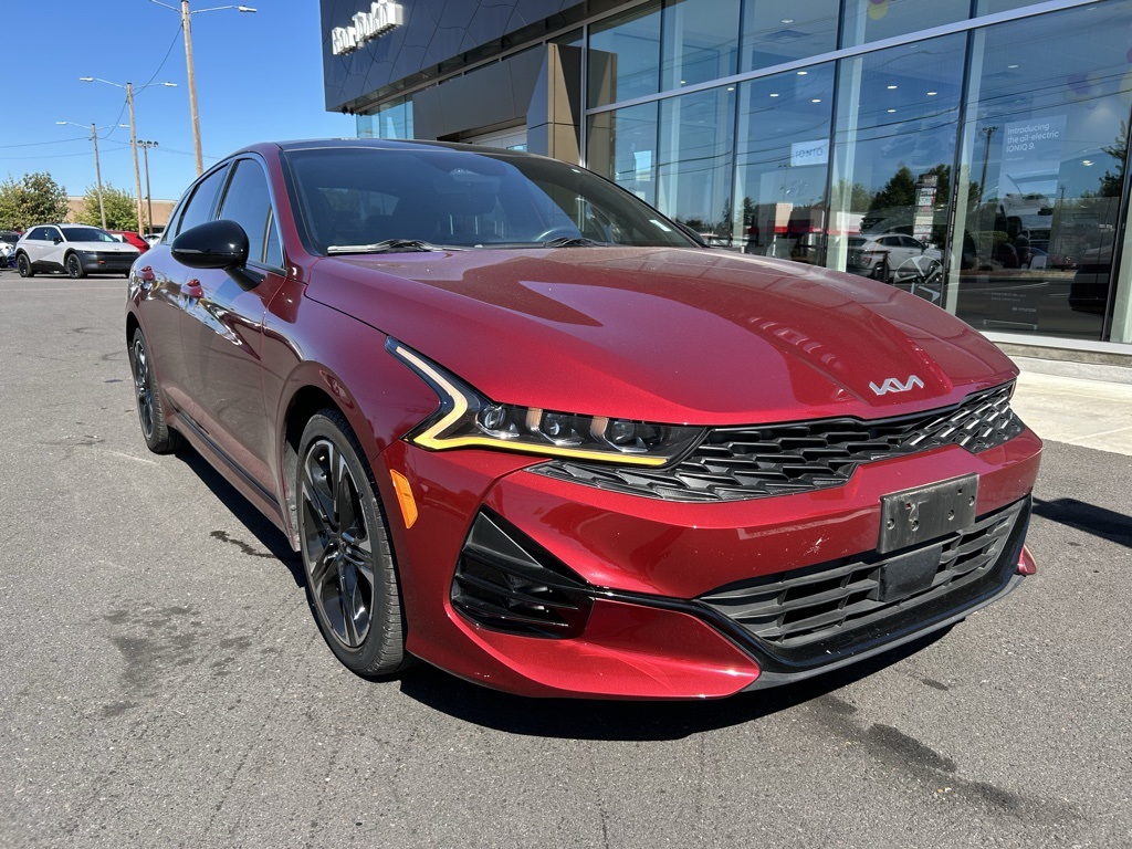 2023 Kia K5 GT-Line photo 2