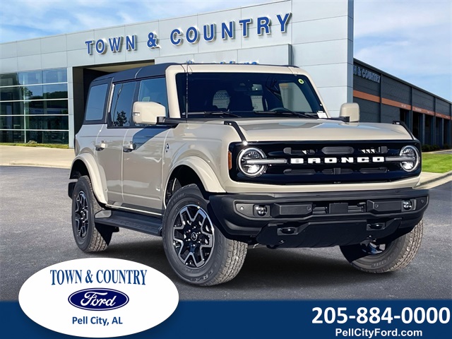 2025 Ford Bronco 4-Door Outer Banks's photo