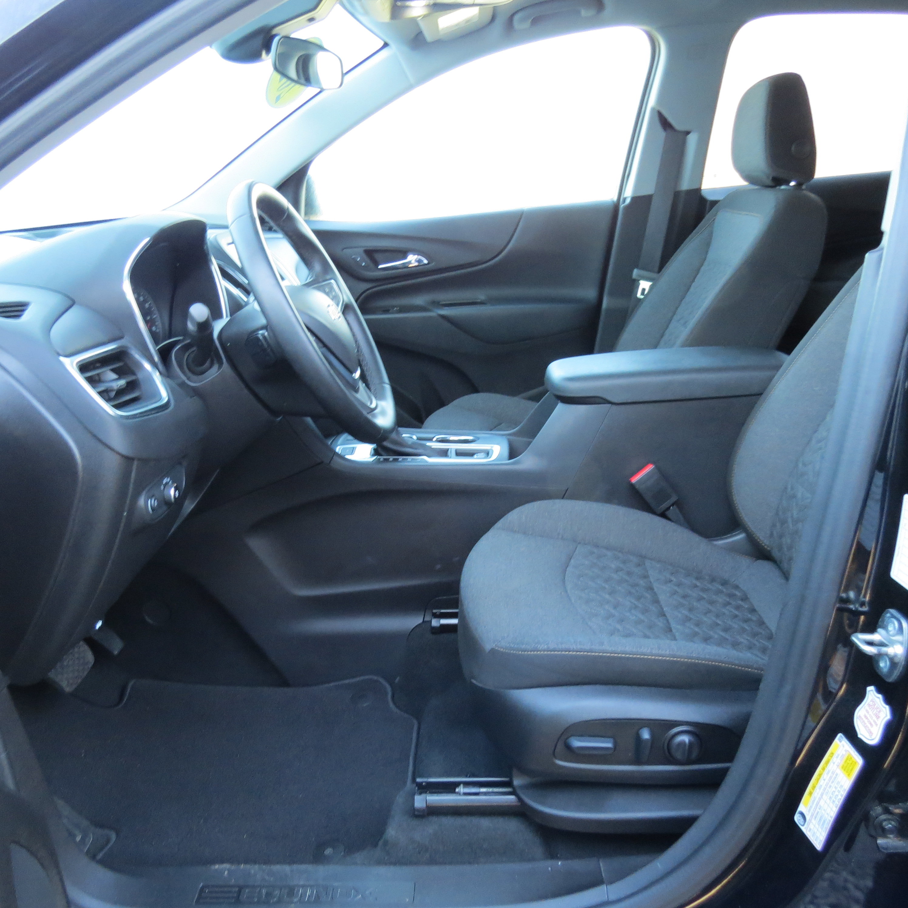 2024 Chevrolet Equinox LT photo 15