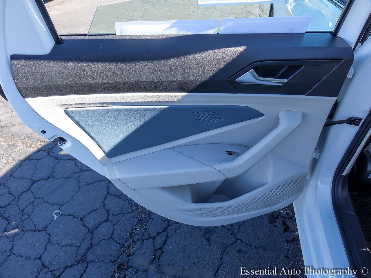 2025 VOLKSWAGEN JETTA - Image 17