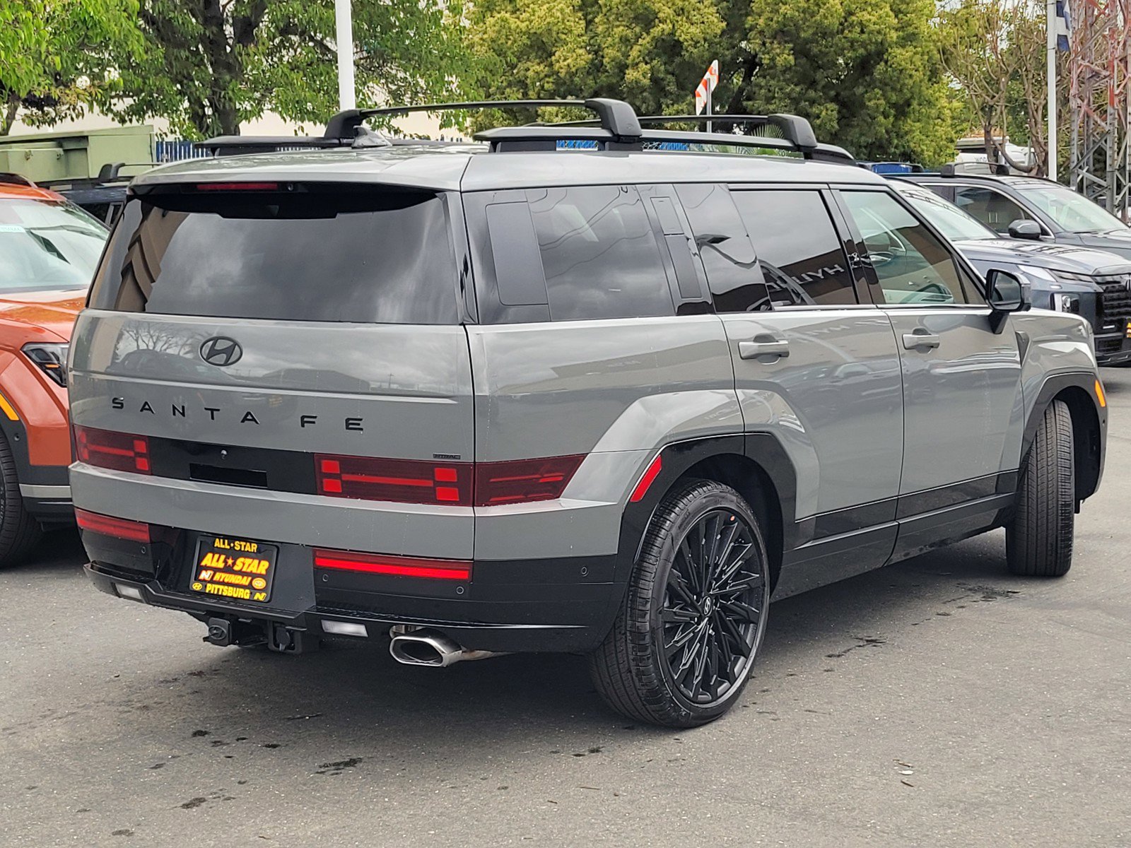 2025 Hyundai Santa Fe Calligraphy photo 2