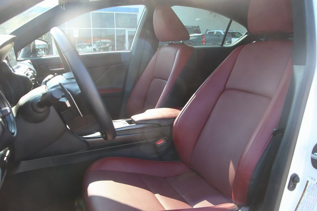 2024 Lexus IS 350 F SPORT photo 13