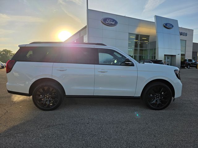 2025 Ford Expedition Platinum photo 28