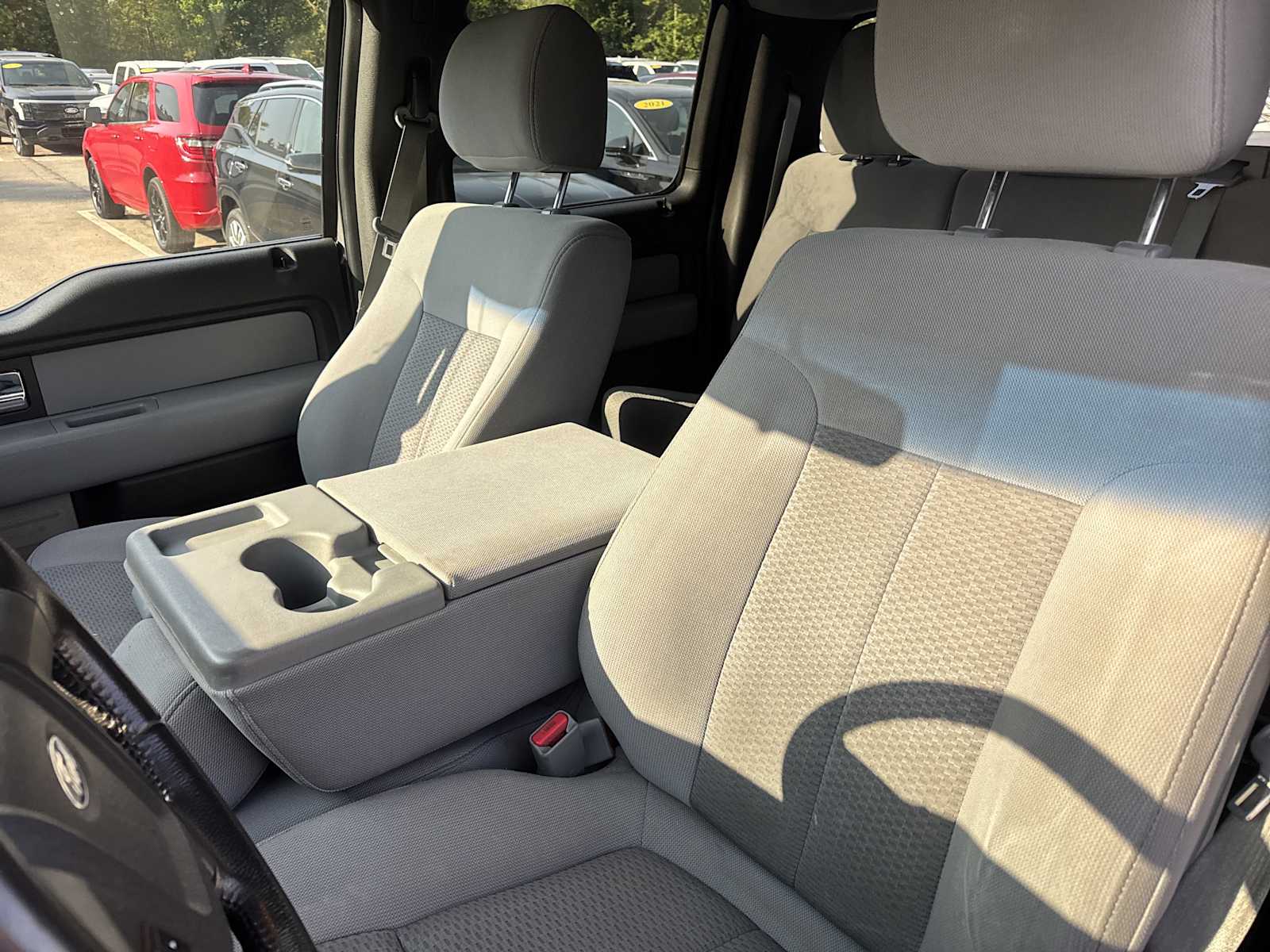2012 Ford F-150 XLT photo 18