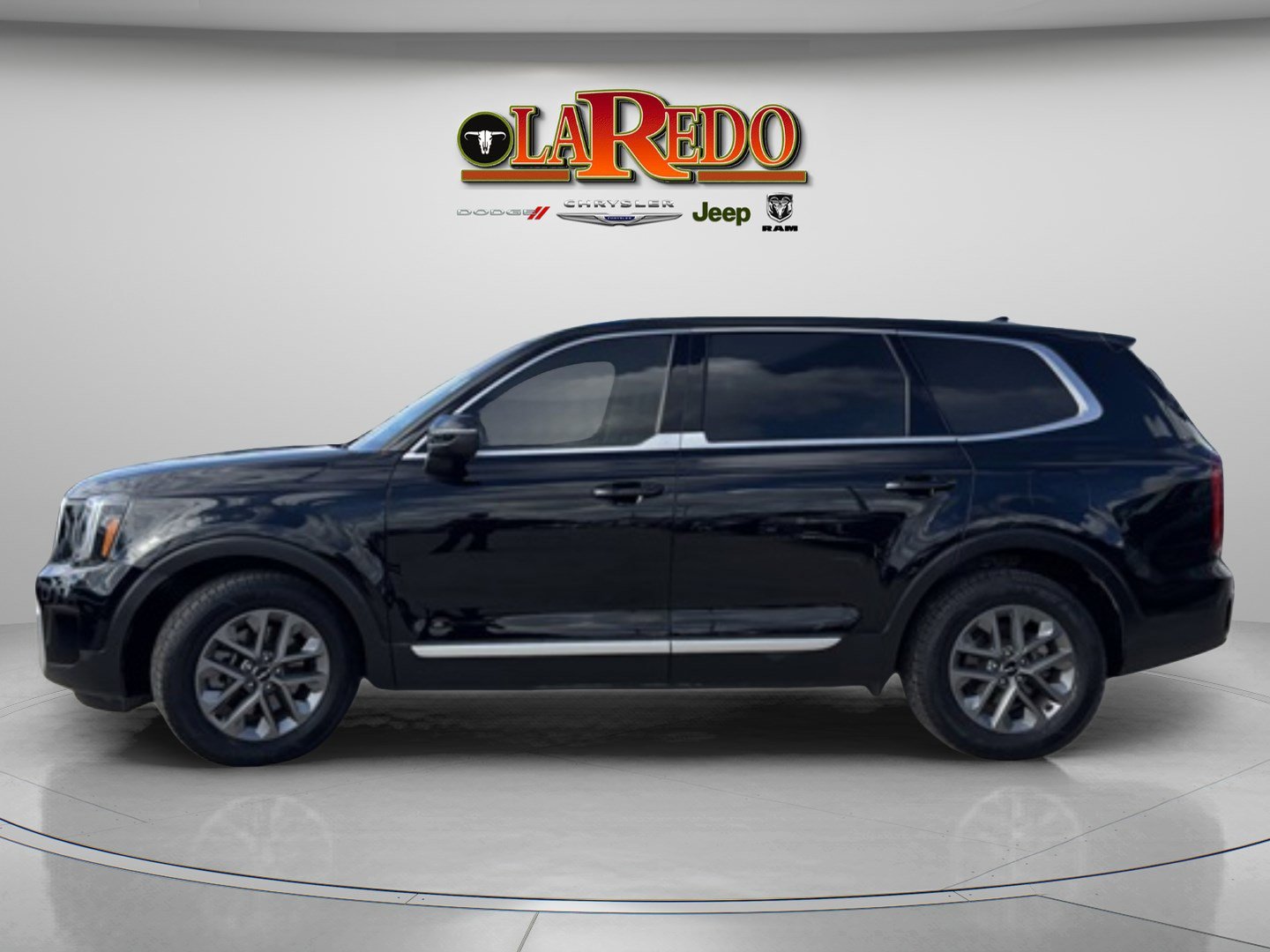 2024 Kia Telluride LX photo 4