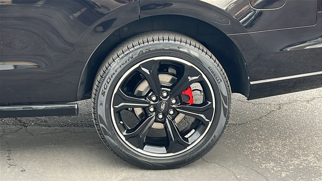 2022 Ford Expedition Limited photo 4